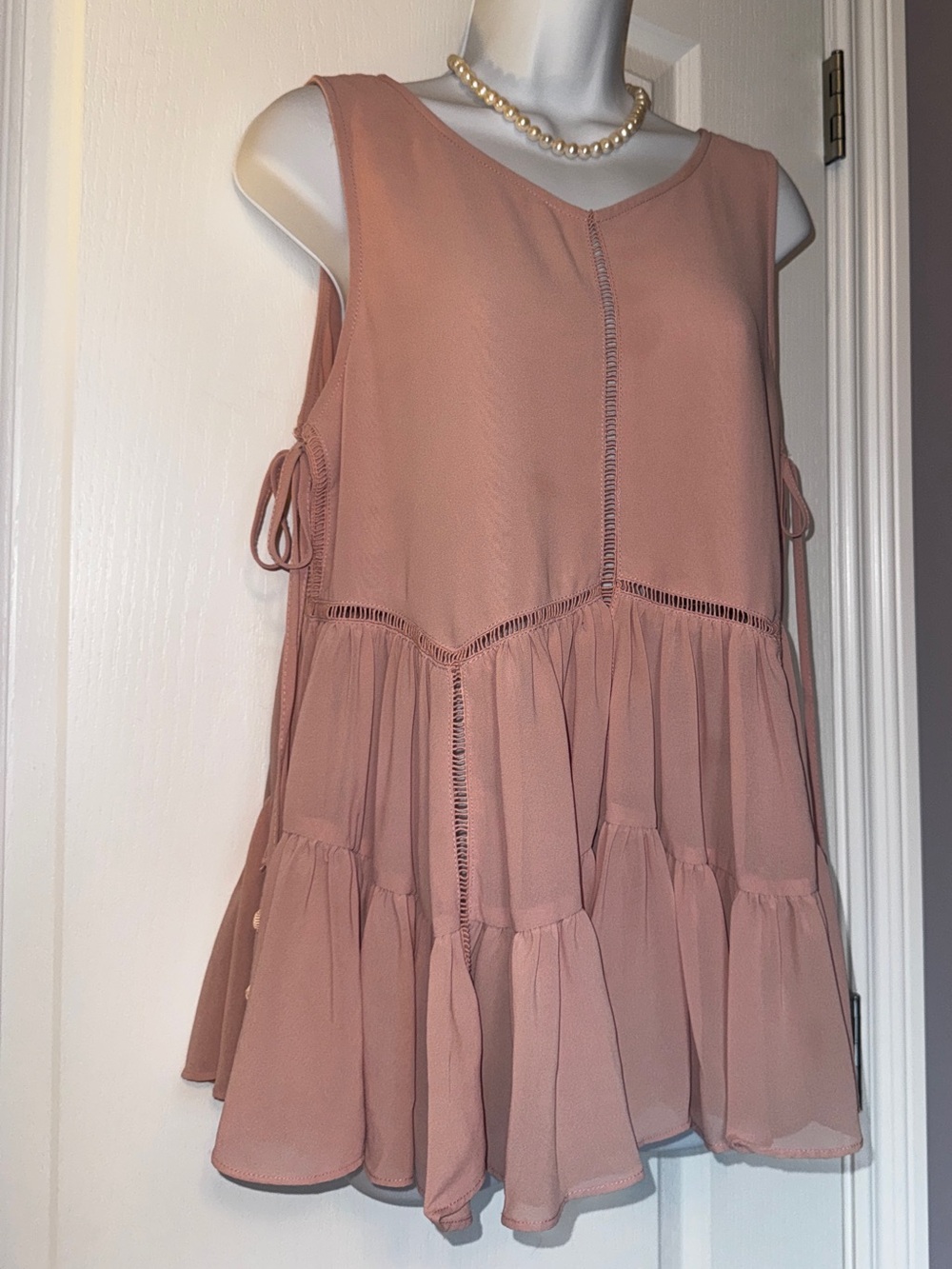 Romeo & Juliet Dusty Rose Boho Tiered Tank M